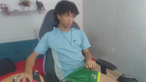 xion_ez online show from December 17, 2025, 9:54 pm