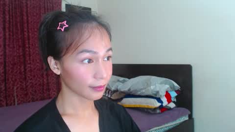 Snapshot of xlovely_destinyx chatting on December 12, 2024, 6:53 pm Alice online show from December 12, 2024, 6:53 pm