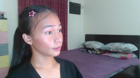 Snapshot of xlovely_destinyx chatting on January 8, 2025, 10:16 pm Alice online show from January 8, 2025, 10:16 pm