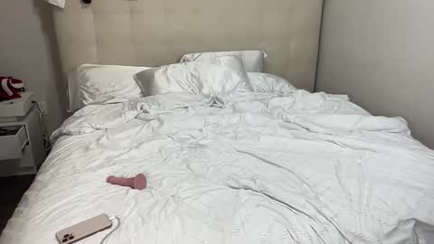 Luna COX online show from January 7, 2026, 2:58 am