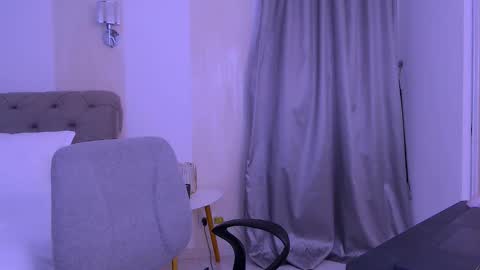 Naomi Nash online show from February 7, 2025, 9:05 am