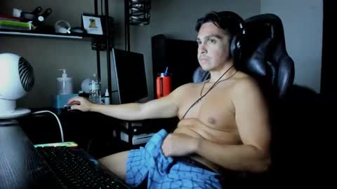 xoalejandroxo6 online show from April 26, 2026, 5:27 am