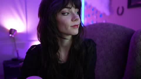 Bella Bondai online show from February 2, 2025, 2:59 am