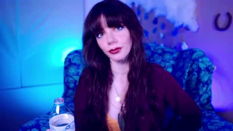 Bella Bondai online show from September 20, 2025, 4:57 am