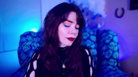 Bella Bondai online show from October 10, 2025, 6:56 am