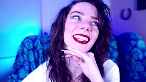 Bella Bondai online show from February 7, 2026, 2:59 am