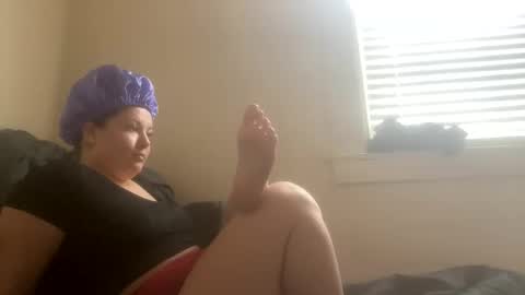 Snapshot of xocrybaby chatting on February 17, 2025, 5:21 pm xocrybaby online show from February 17, 2025, 5:21 pm