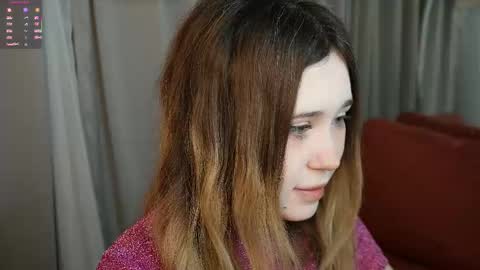 Milana online show from November 30, 2025, 6:39 am