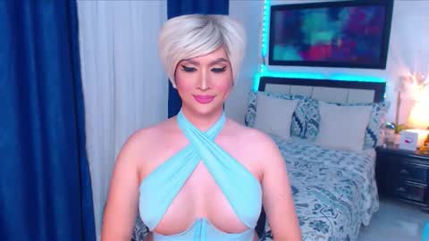 Snapshot of xplaymateamandax chatting on February 3, 2026, 6:22 am amanda online show from February 3, 2026, 6:22 am