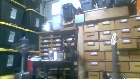 Xploringus online show from March 29, 2026, 3:23 pm