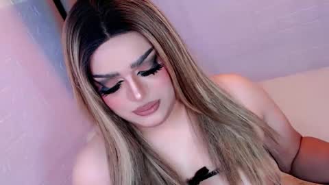 xsabbylicious69 online show from April 17, 2026, 2:14 am