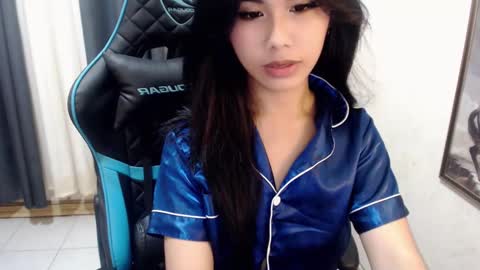 aira online show from January 8, 2025, 2:14 am