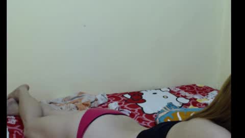 Snapshot of xsexyhotmomma69x chatting on January 31, 2025, 8:54 am merayel online show from January 31, 2025, 8:54 am