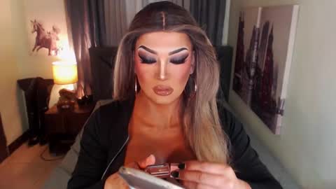 Cattaleya online show from March 9, 2025, 2:07 am