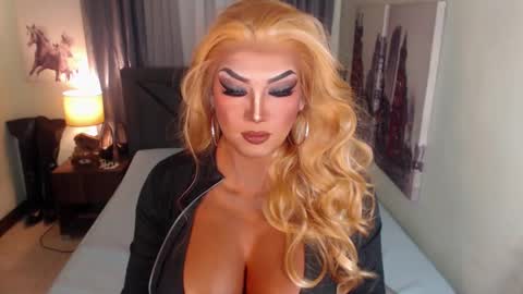 Cattaleya online show from March 12, 2025, 3:35 am