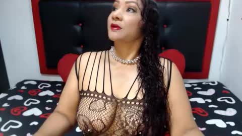 xshopyx online show from November 23, 2025, 3:28 am