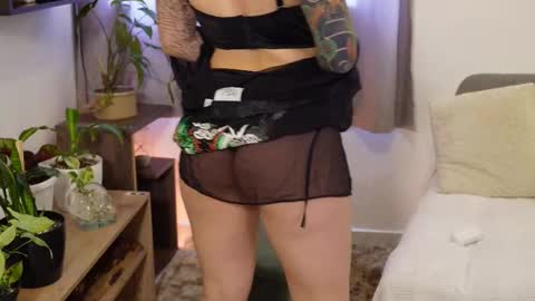 Snapshot of xspacebluex chatting on February 28, 2026, 6:42 pm Blue online show from February 28, 2026, 6:42 pm