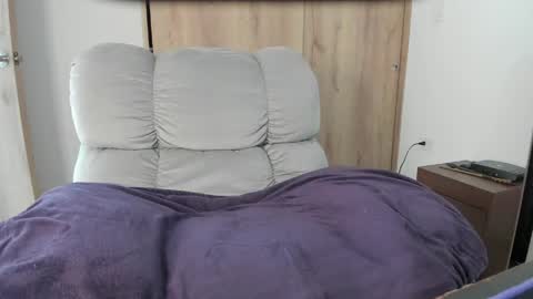 Hellen Sofia instagram hellen5546 online show from May 23, 2026, 6:12 pm