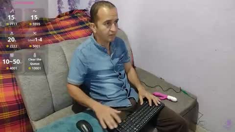 Snapshot of xthesexybossx chatting on September 16, 2025, 2:29 pm xthesexybossx online show from September 16, 2025, 2:29 pm