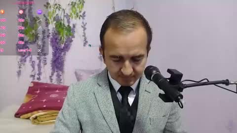 Snapshot of xthesexybossx chatting on September 28, 2025, 3:28 pm xthesexybossx online show from September 28, 2025, 3:28 pm