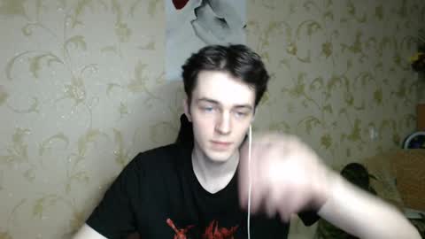 traqqq online show from May 25, 2026, 8:37 pm