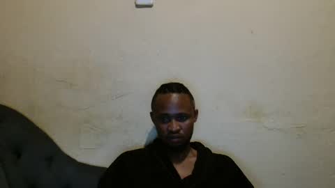 Snapshot of xtroyxxx chatting on May 8, 2026, 8:58 pm Troy online show from May 8, 2026, 8:58 pm