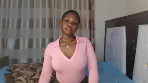 Snapshot of xumamaya chatting on January 21, 2025, 1:18 am hey its Mayah online show from January 21, 2025, 1:18 am