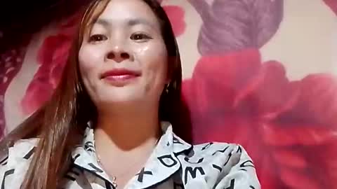 xuxulove00 online show from December 15, 2025, 12:09 pm