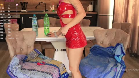 FrancyStepmom and YStepson    INTERESTED IN A GIRL-GIRL COLLABORATION  TEXT ME HERE  or INSTAGRAM online show from November 16, 2025, 12:33 pm