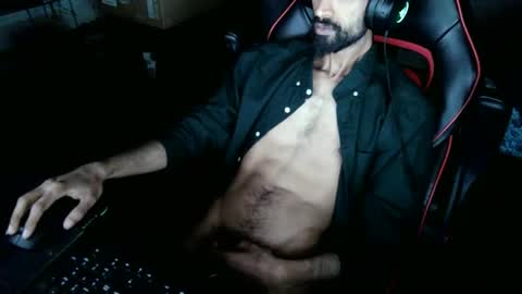 Snapshot of xwuvzyew chatting on December 7, 2024, 8:55 am x online show from December 7, 2024, 8:55 am