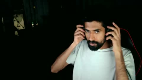 Snapshot of xwuvzyew chatting on December 13, 2024, 5:16 am x online show from December 13, 2024, 5:16 am