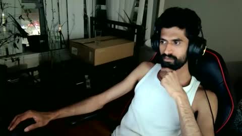 Snapshot of xwuvzyew chatting on December 21, 2024, 5:47 am x online show from December 21, 2024, 5:47 am