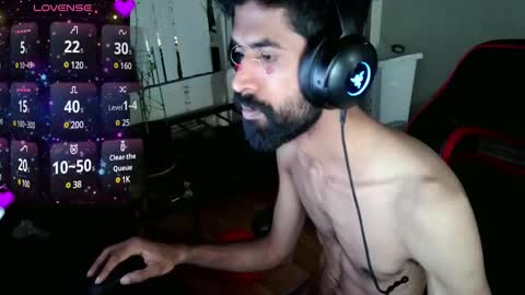 Snapshot of xwuvzyew chatting on December 24, 2024, 1:49 am x online show from December 24, 2024, 1:49 am