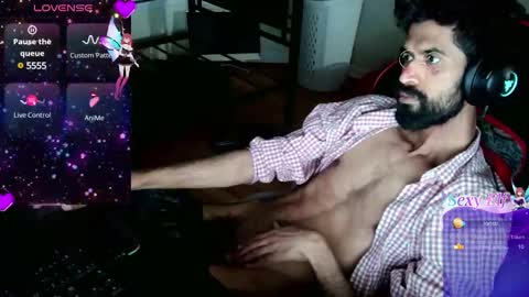 Snapshot of xwuvzyew chatting on December 24, 2024, 8:00 am x online show from December 24, 2024, 8:00 am