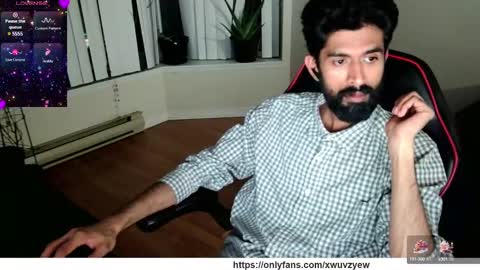 Snapshot of xwuvzyew chatting on January 3, 2025, 5:28 am x online show from January 3, 2025, 5:28 am