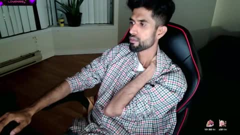 Snapshot of xwuvzyew chatting on January 21, 2025, 5:05 am x online show from January 21, 2025, 5:05 am