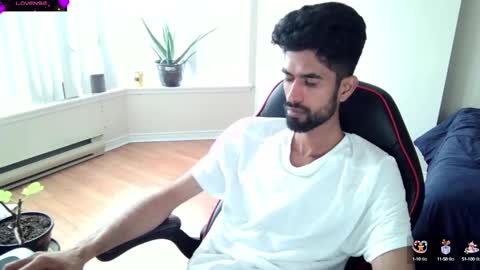 Snapshot of xwuvzyew chatting on January 25, 2025, 6:46 pm x online show from January 25, 2025, 6:46 pm