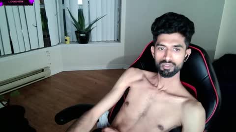 Snapshot of xwuvzyew chatting on January 26, 2025, 12:58 am x online show from January 26, 2025, 12:58 am