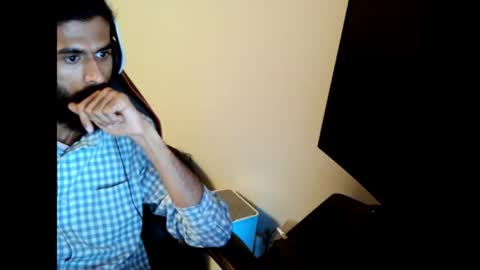 Snapshot of xwuvzyew chatting on April 12, 2026, 5:34 am x online show from April 12, 2026, 5:34 am