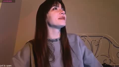 Lily online show from February 3, 2026, 5:29 pm