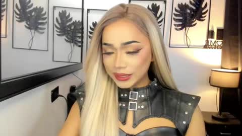 Snapshot of xxasian_goddessxx chatting on May 13, 2026, 3:42 pm xxasian_goddessxx online show from May 13, 2026, 3:42 pm