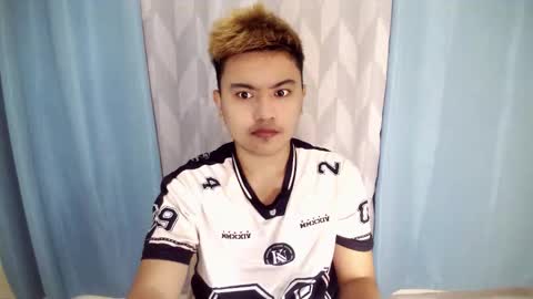 Loyd online show from November 4, 2025, 3:27 am