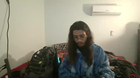 Snapshot of xxjasoneecxx chatting on January 7, 2025, 1:06 am XxJasoneecxX online show from January 7, 2025, 1:06 am