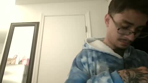 Snapshot of xxjasoneecxx chatting on February 12, 2025, 3:51 am XxJasoneecxX online show from February 12, 2025, 3:51 am