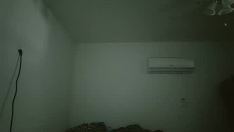 Snapshot of xxjasoneecxx chatting on February 23, 2025, 7:38 pm XxJasoneecxX online show from February 23, 2025, 7:38 pm