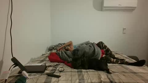Snapshot of xxjasoneecxx chatting on March 1, 2025, 2:59 am XxJasoneecxX online show from March 1, 2025, 2:59 am