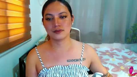 Snapshot of xxjulielovesyouxx chatting on March 5, 2026, 1:56 am July online show from March 5, 2026, 1:56 am