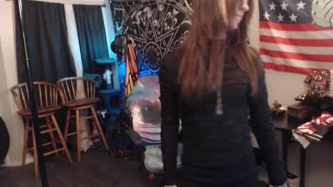 Lilith online show from October 25, 2025, 3:36 am