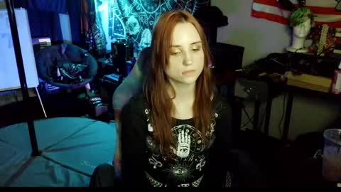 Snapshot of xxlilithmoonxx chatting on April 9, 2026, 2:22 am Lilith online show from April 9, 2026, 2:22 am