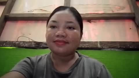 xxloriexx_me online show from May 5, 2026, 1:57 am